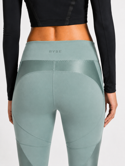 Active leggings