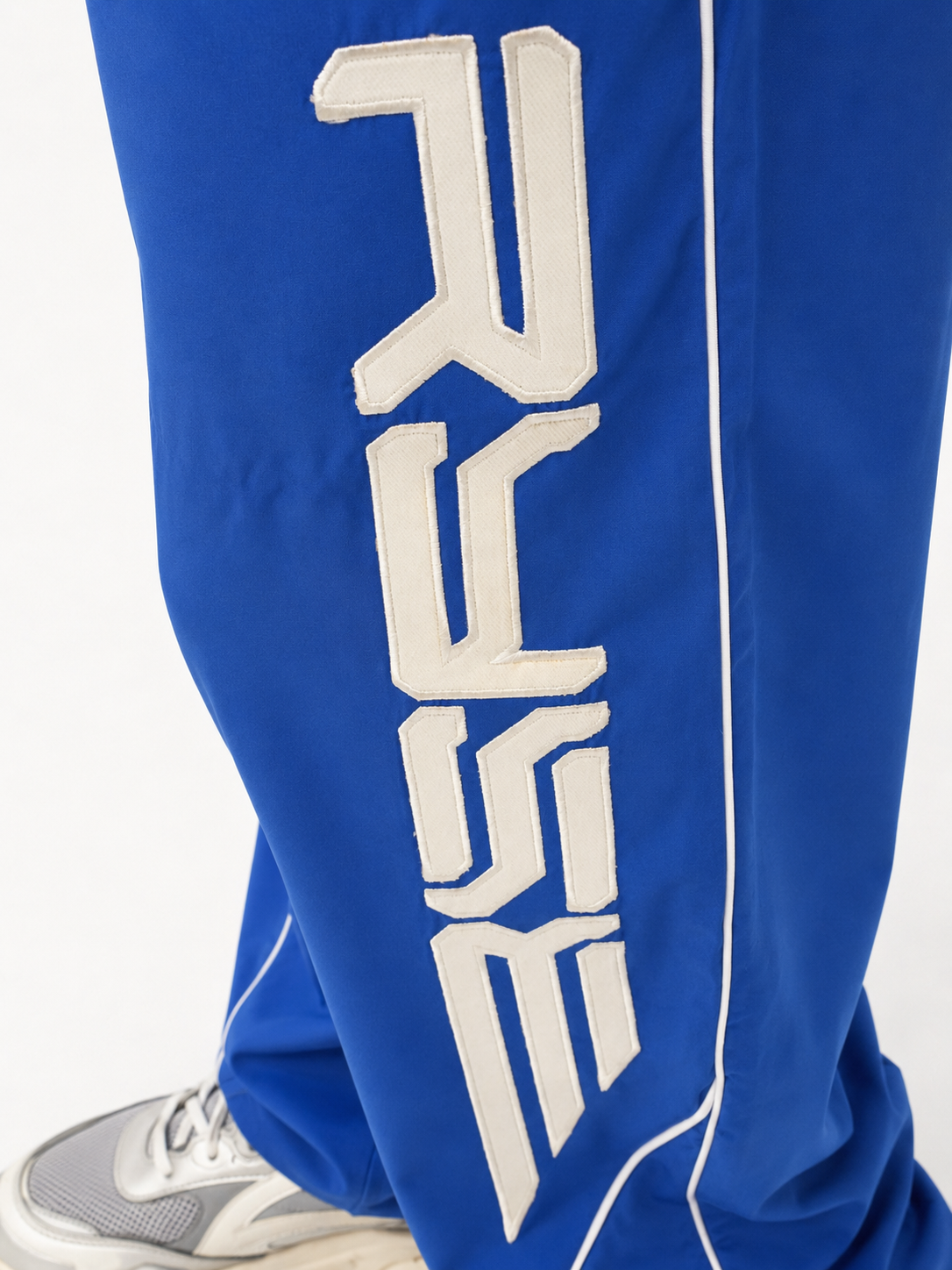 Flow Track Pants